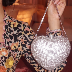 LOVE Clutch