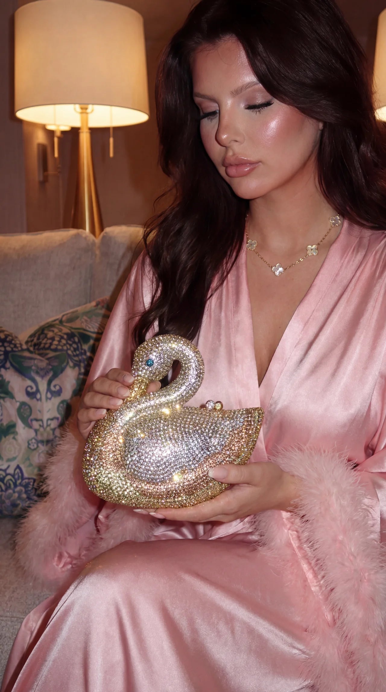 Swan Clutch